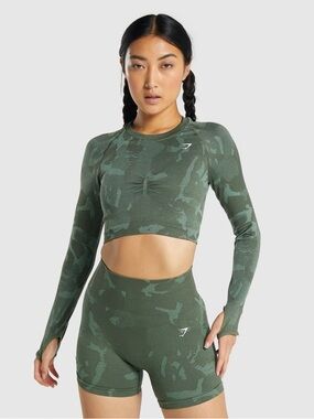 109 GYMSHARK SZ S P 12.2” L 14.2”